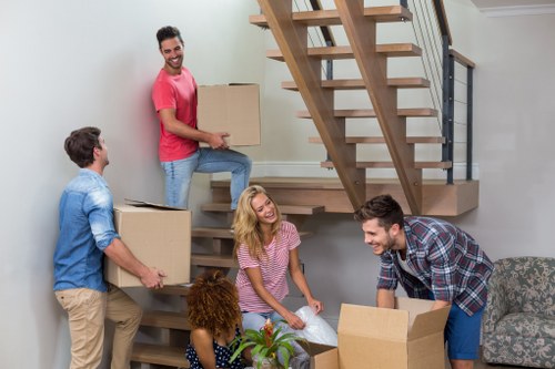Moving van service in Hampstead for home and business relocations